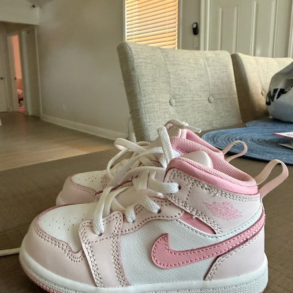 Nike Toddler Pink and White mid air Jordan 1 Sneakers